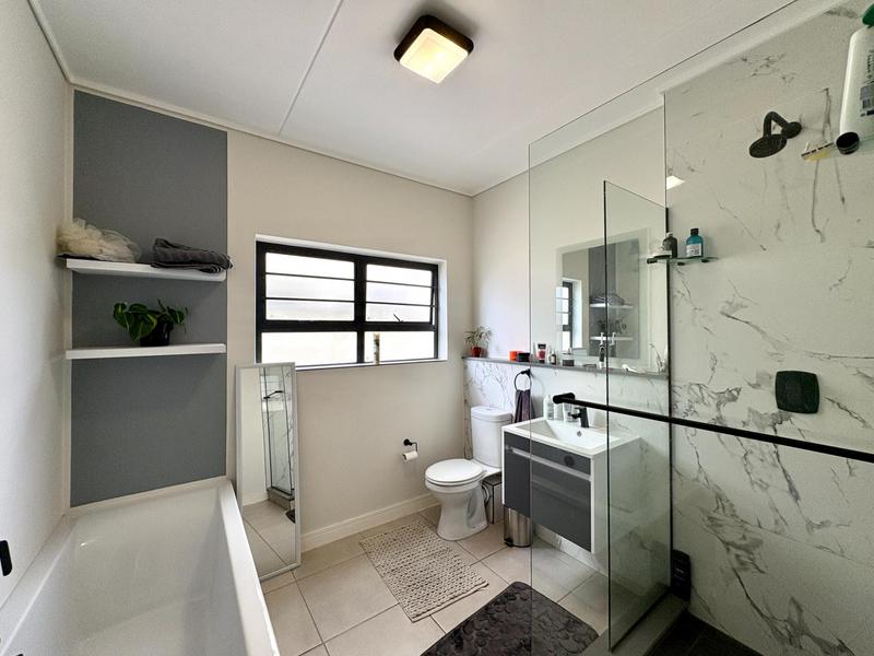 3 Bedroom Property for Sale in The Huntsman Western Cape